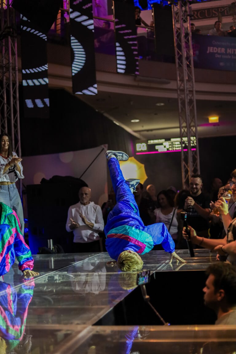 PlusCity_90s_Party_Mai_2025_16
