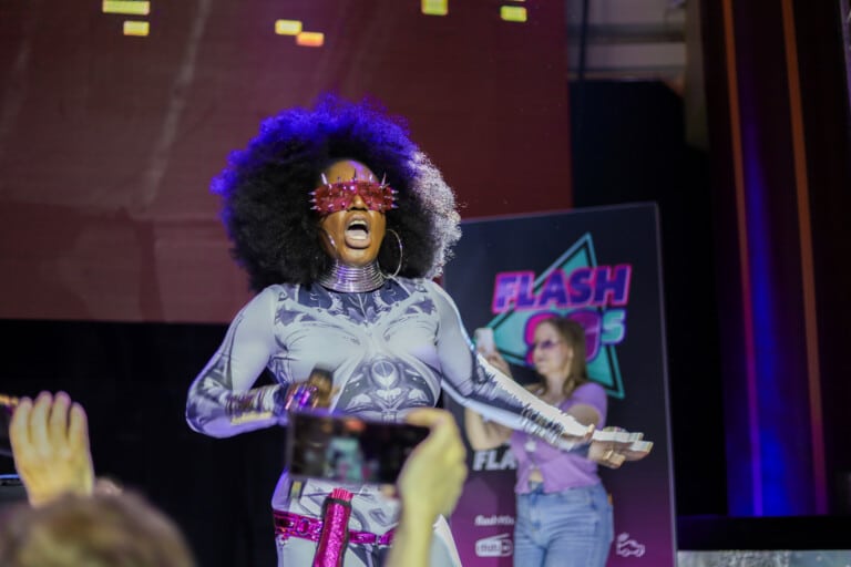 PlusCity_90s_Party_Mai_2025_67