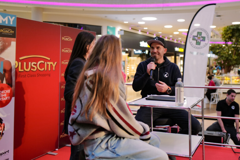 1_2025_11_ACTION DAYS-28