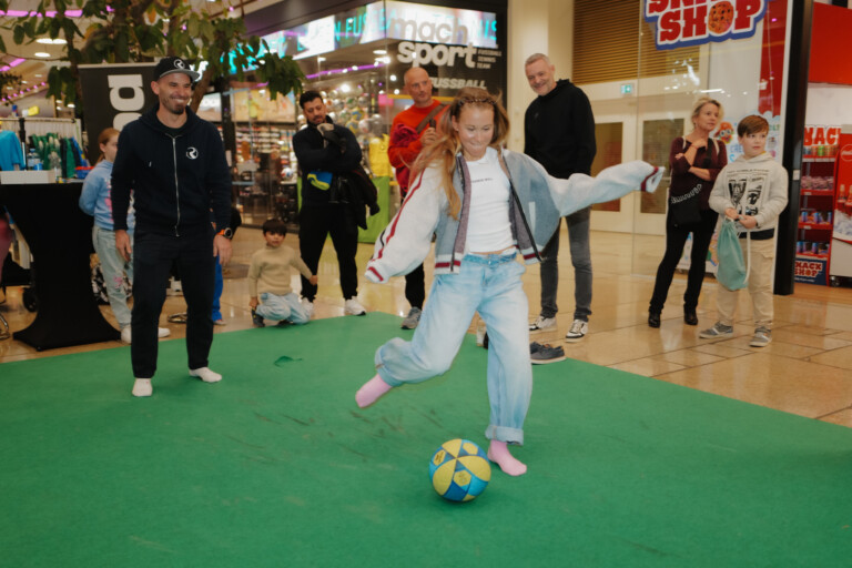 1_2025_11_ACTION DAYS-4