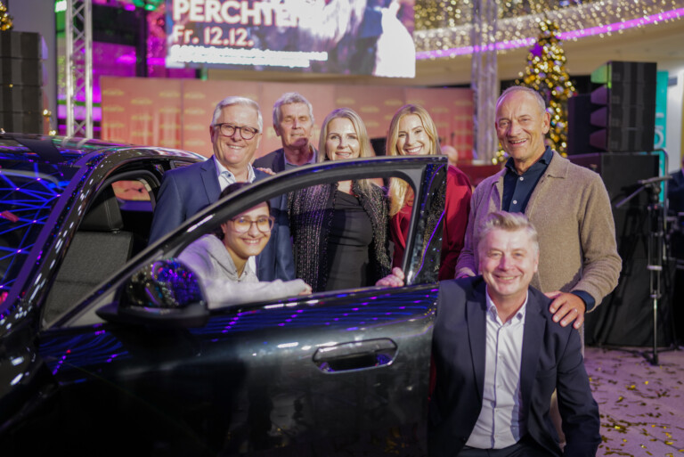 25_12_Autoverlosung-1