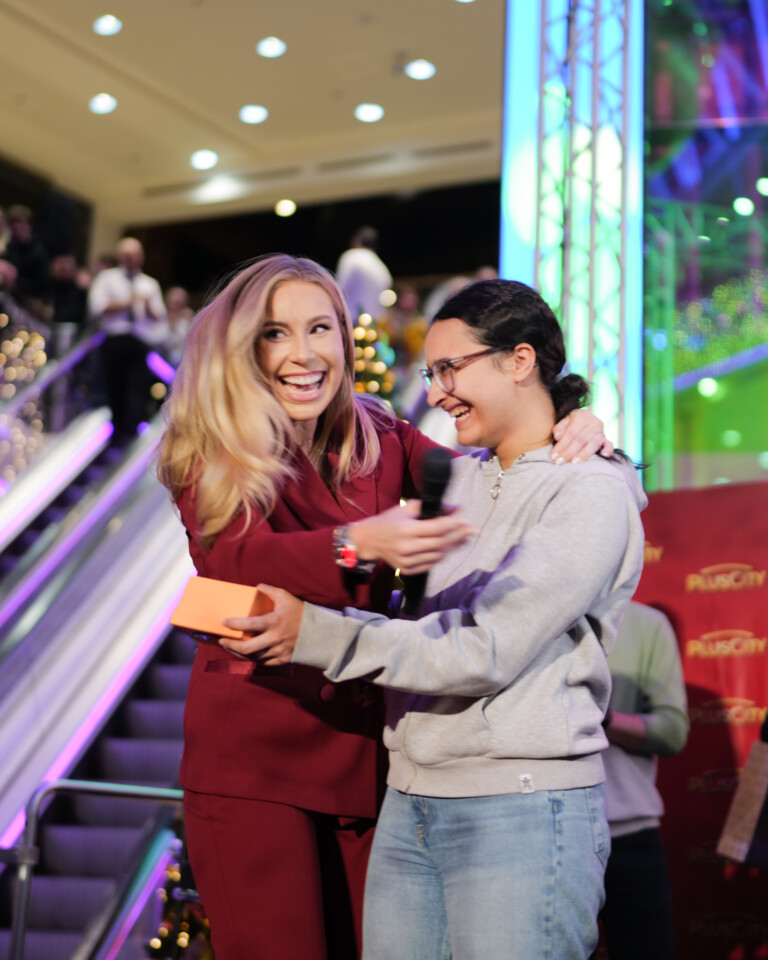 25_12_Autoverlosung-13