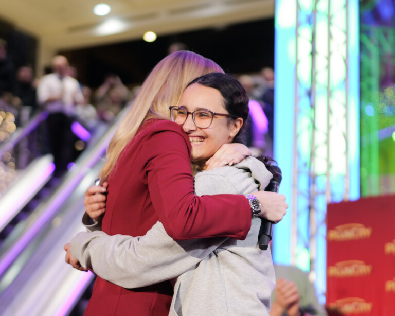 25_12_Autoverlosung-17