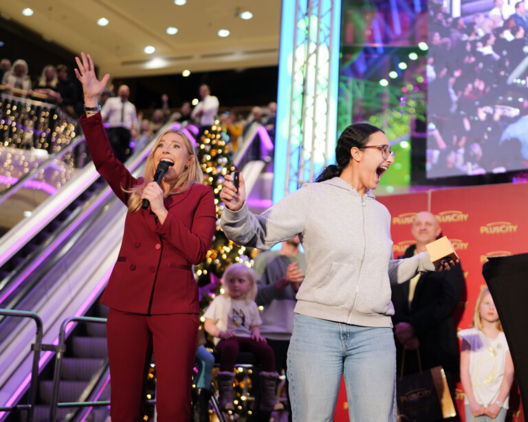 25_12_Autoverlosung-18