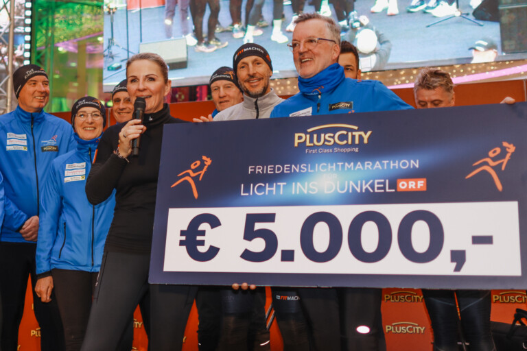 25_12_Friedenslicht-10