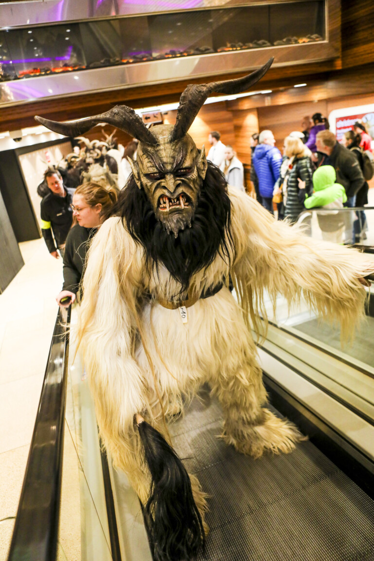 perchtenlauf_lentia-005