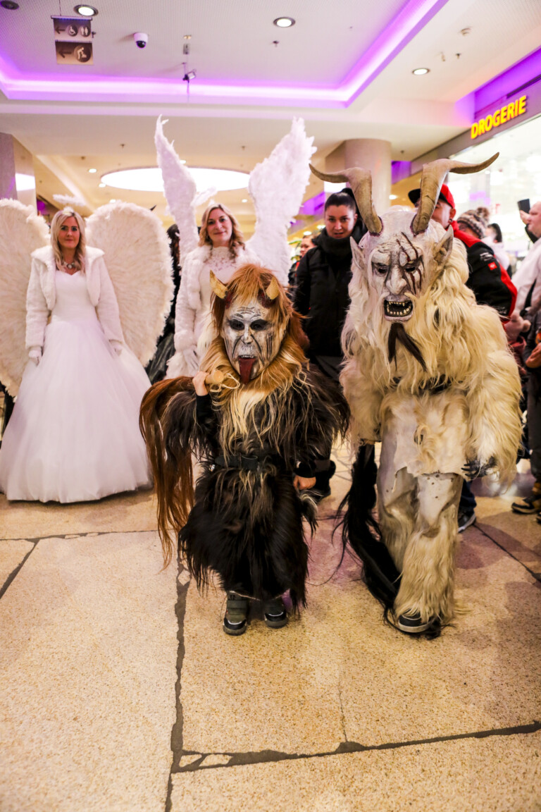 perchtenlauf_lentia-008