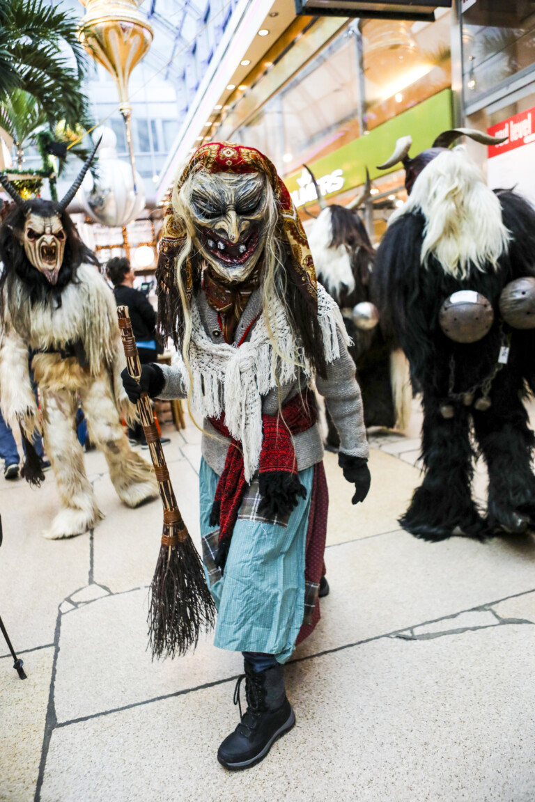 perchtenlauf_lentia-019