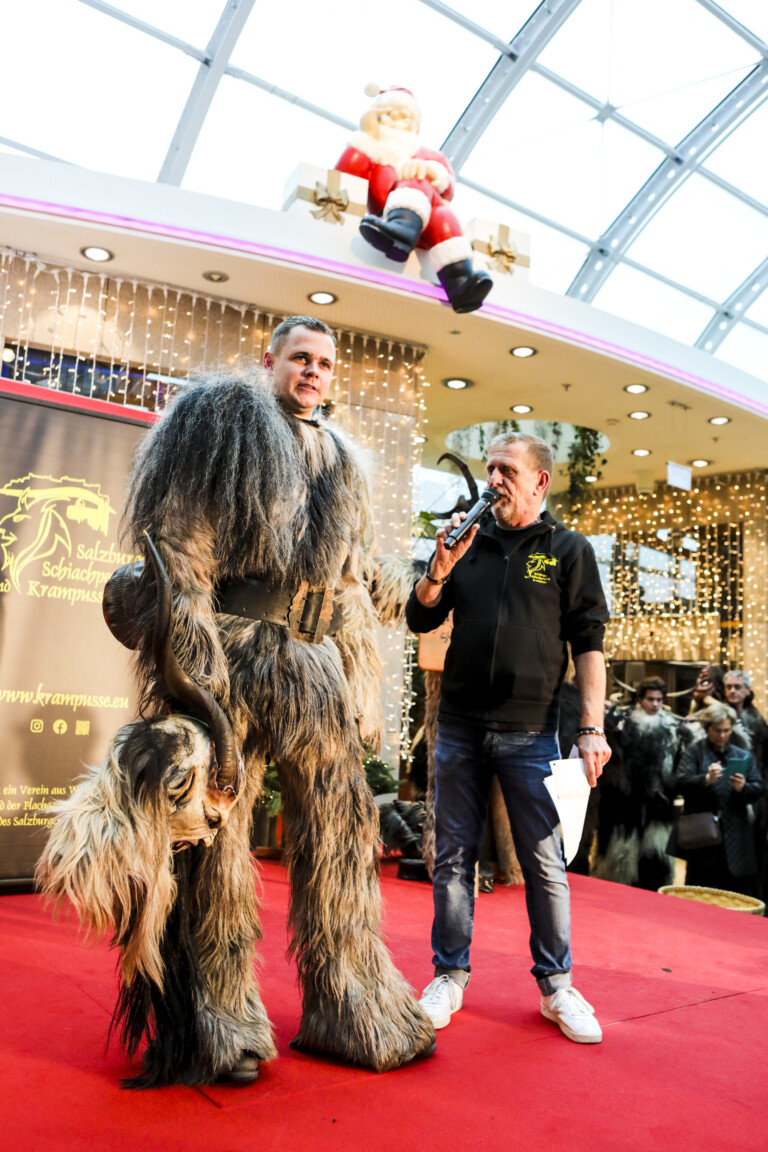 perchtenlauf_lentia-106