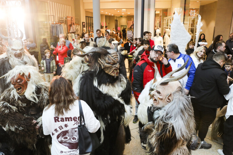 perchtenlauf_lentia-167